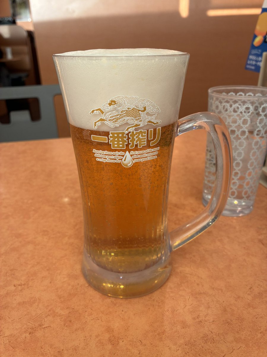 mogachika's tweet photo. つまみが来ないけどはじめます🍺
#サイゼ飲み #昼飲み https://t.co/5OTBy7EIOz