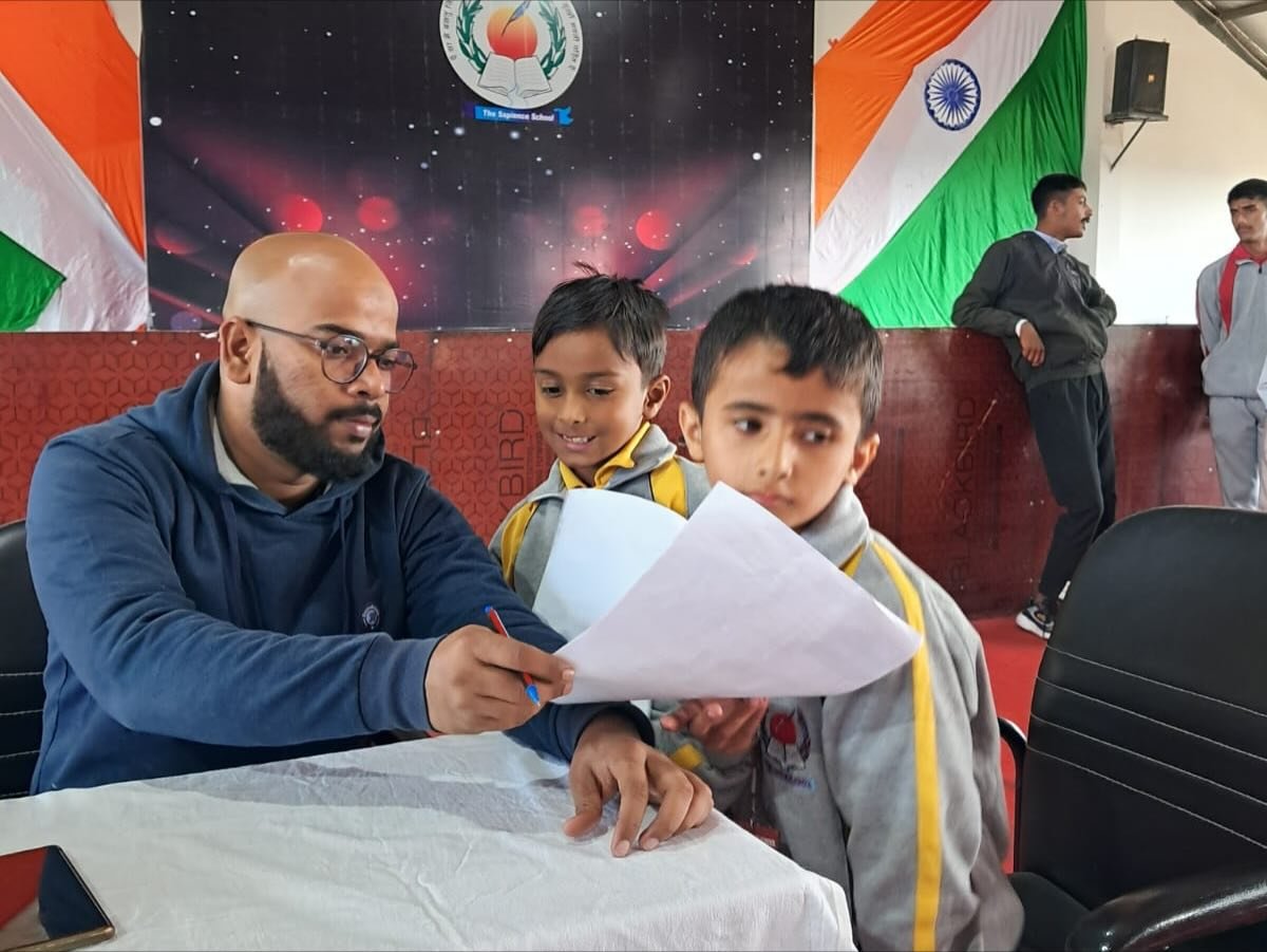 sapience_school's tweet image. Health Check-Up Camp @ The Sapience School, Vikasnagar 
As part of Science Week, students &amp;amp; staff received eye tests, paediatric checks, and BP screening.
A step toward a healthier, aware school community💙
#HealthCamp #ScienceWeek #Wellbeing