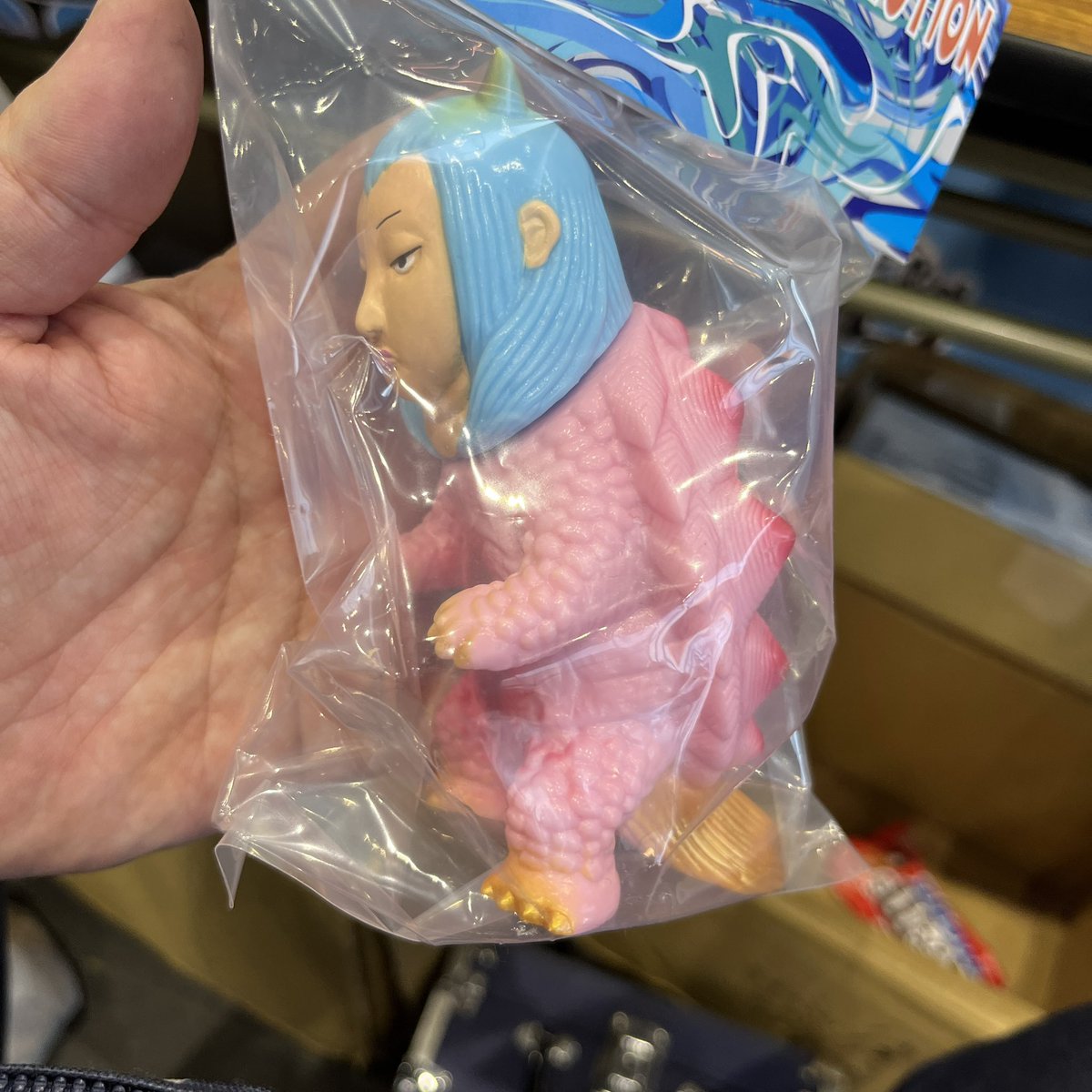 サンガッツ本舗さんブース 残るソフビは豊年亀！ 残り1体！