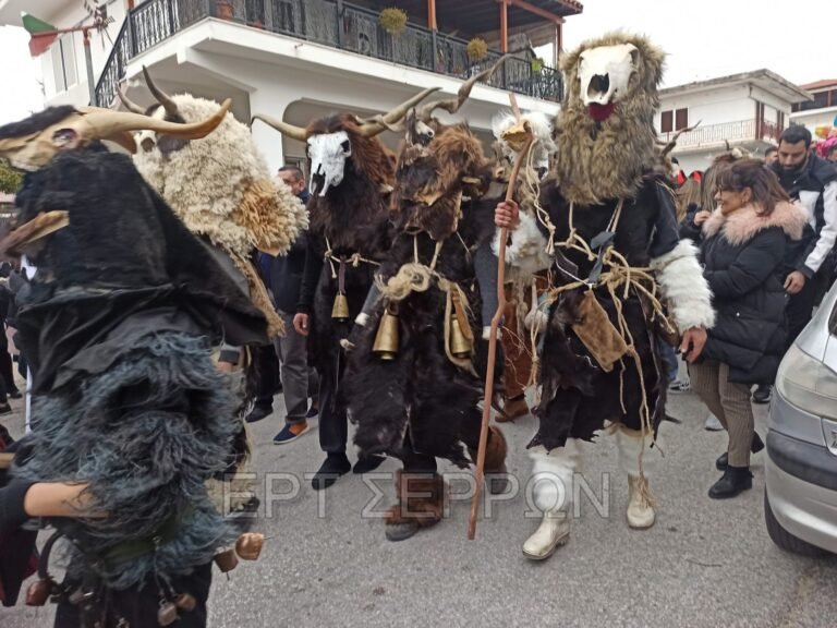 LilaGra06391451's tweet image. I hope these traditions continue; they&apos;re really ancient and found almost all over the world. This is from Greece.