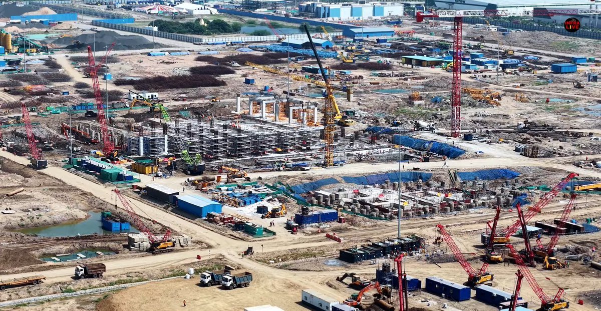 🚨 India’s largest semiconductor plant, being built by Tata and PSMC in Dholera, Gujarat. 

Investment:  ₹91,000 crore
Jobs: 20,000