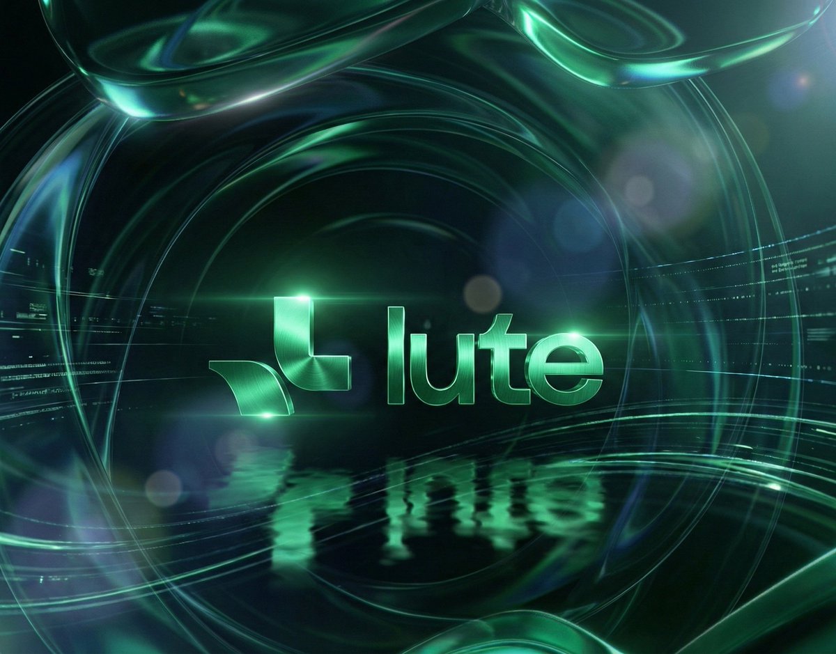 THE_PHENOMENON8's tweet image. Today, I just picked out 3 main goals @lute focuses on, I believe you will like to know them

Here are the 3 goals:

♠︎ ​Turn on Multiplayer Mode : Trading solo is boring. @lute turns your chart into a social feed where you see your friends&apos; moves in real-time. It’s not…