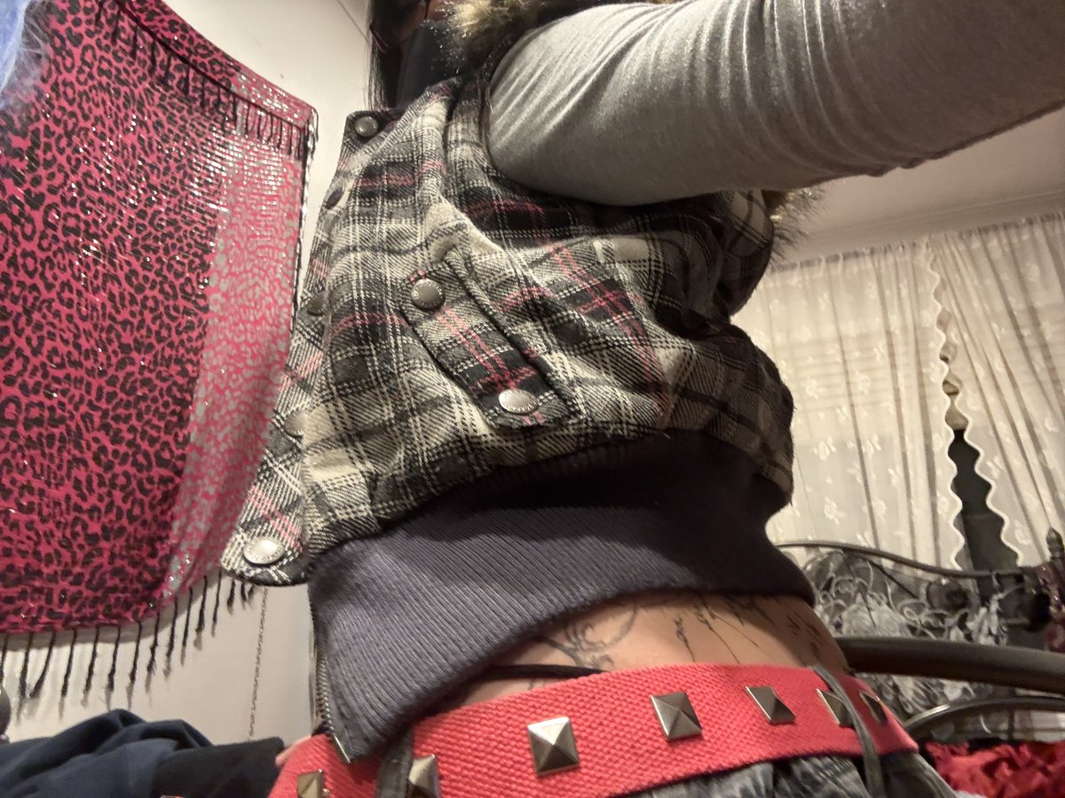 koolaidbong's tweet image. I need more back tats