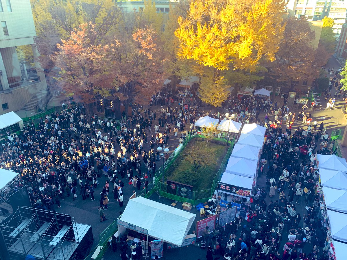 neuraloverlap's tweet image. なんかすごい盛り上がっています！
でも人多すぎで、歩くもの大変でした💦