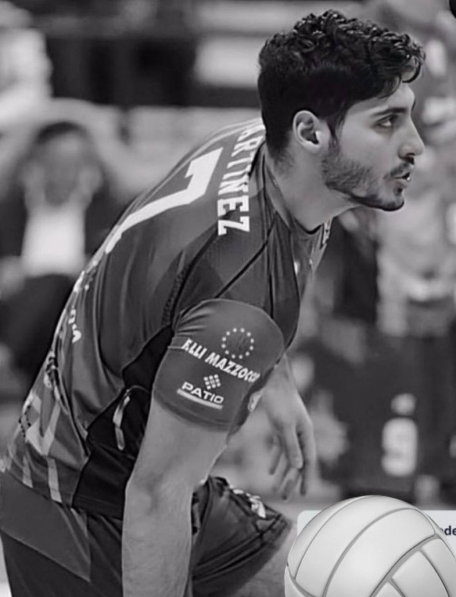 Marival_85's tweet image. L&apos;uomo che sei🤍✨✨✨
#helevier
#prestinez