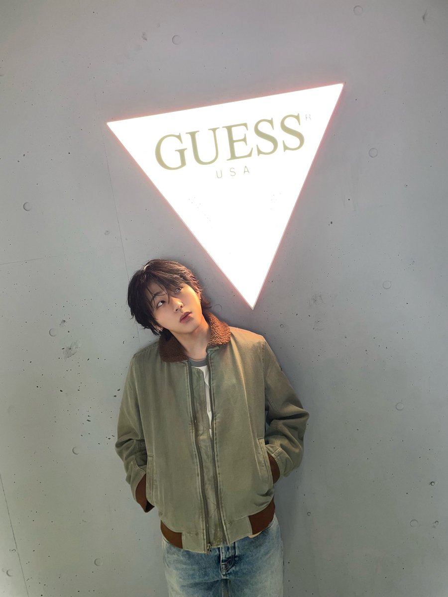 zicostaff's tweet image. 251124 Zico Weverse Update 

“Commons, my survival report is too late right..?
Missed you all so much it’s driving me crazy..
Ziaco has been so busy these days that he barely have a moment to breathe
No matter how hectic life is, let’s take care of ourselves 😺”

#ZICO #지코