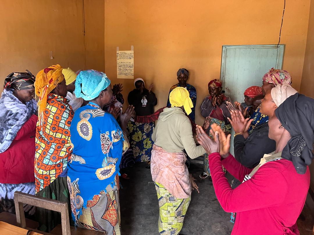 CBS__Rwanda's tweet image. Round 6 is here!
Let us be reminded that every new round means more stories of change, deeper healing, and stronger communities.
#mvurankuvure
#cbsrwanda
#healingtogether