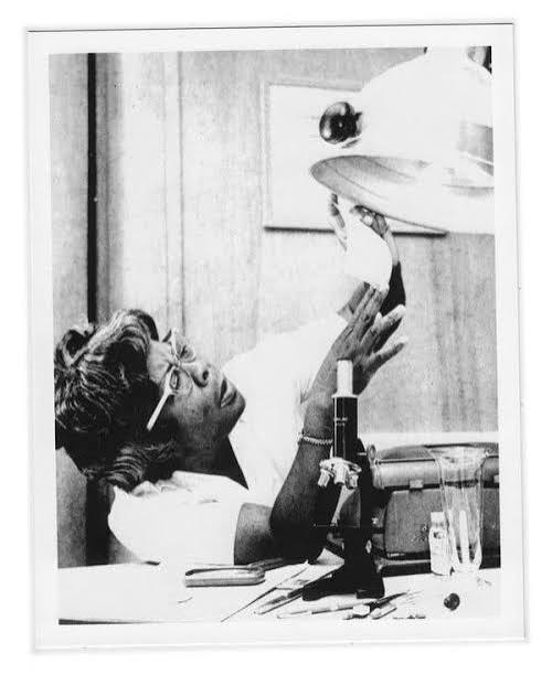 TheAttagirls's tweet image. As a girl of seven, Woman of the Day Bessie Blount Griffin, born OTD 1914 in Virginia, was rapped over the knuckles by her teacher “for writing with my left hand!” so she defiantly taught herself to write with her teeth and toes. That resourcefulness came in  useful much later.…