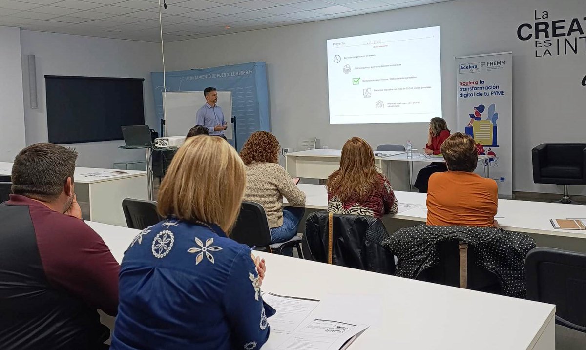 julingarcia2's tweet image. Hoy también es un gran día para aumentar la digitalización de tu negocio, como te animó @AceleraPyme en Puerto Lumbreras, con la colaboración de @Aseplu y de su alcaldesa, María Ángeles Túnez.
￼ acortar.link/U1E59c
@redpuntoes
#FEDER #OficinasAcelerapyme #Acelerapyme