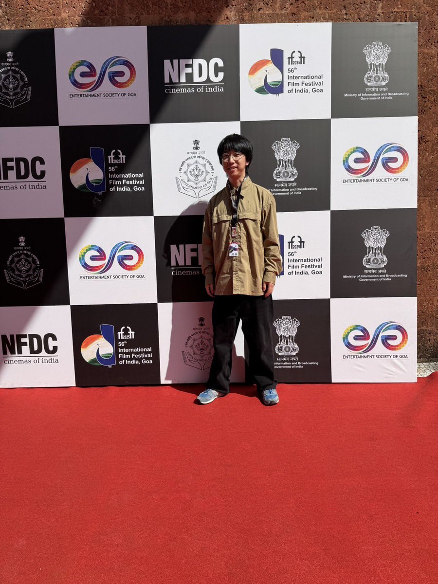 西山将貴監督、
無事インド・ゴアに到着しました🇮🇳✈️

世界中からあつまる素晴らしい作品に『インビジブルハーフ』が選ばれたこと、改めて光栄です…✨

本日の上映、しっかり見届けてまいります。
現地の様子はまたご紹介します🫥

#IFFI #InvisibleHalf #インビジブルハーフ