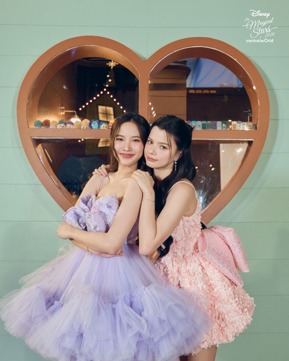 freenbeckfc's tweet image. โอ้เธอหวานเจี้ยบบบบบ

@centralwOrld
@AngelssBecky @srchafreen

SAROCHA REBECCA DISNEY AT CTW 
#centralwOrldXmasXFreenBecky
