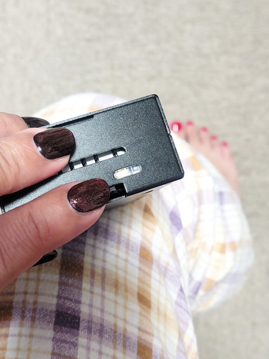 KZminGaming's tweet image. ケースに入れたらスイッチ押せなくて… やり直しちゃいました… 新しい爪でそーっと挟んだら 熱くて震えてる
#RaspberryPi5 #30過ぎて #やり直し #震えてます #赤ネイル