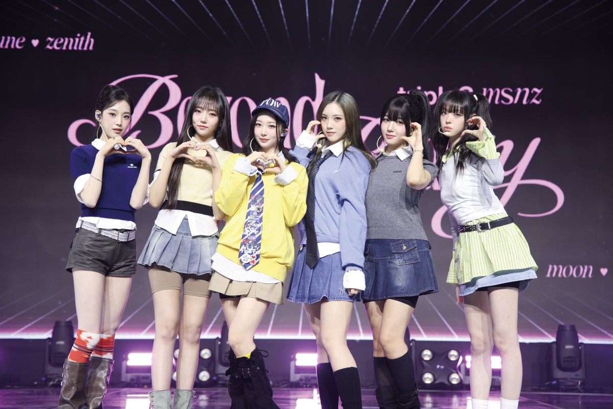 triplescosmos's tweet image. 6X4 = 24명의 미소녀 💖
WAV, 기다려줘서 고마워 🫶🏻
이따 보자!

#tripleS #트리플에스 #トリプルS #トリプルエス #トエス
#tripleS_msnz #Beyond_Beauty