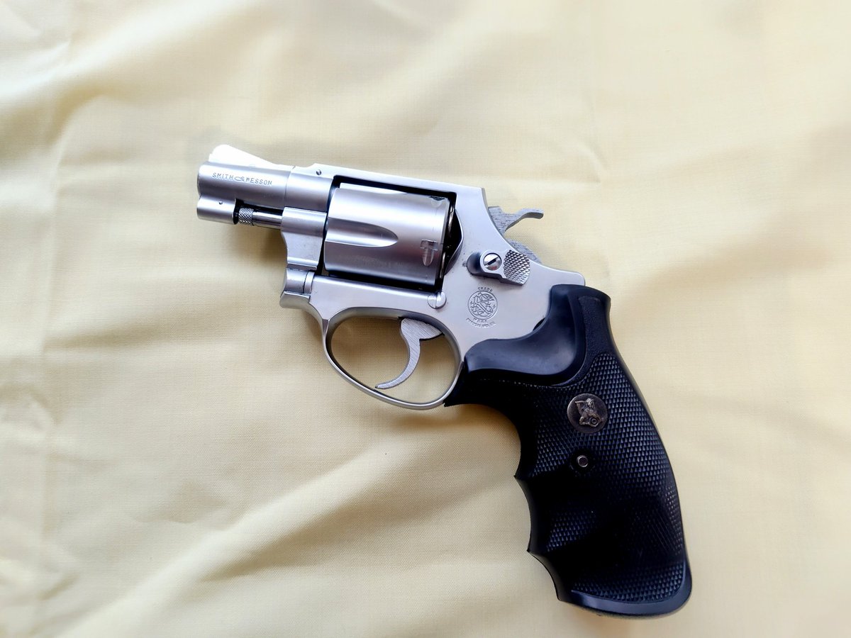 S&W M49 ボディーガード コクサイ社のをベースに(たぶん)、タカが使っ