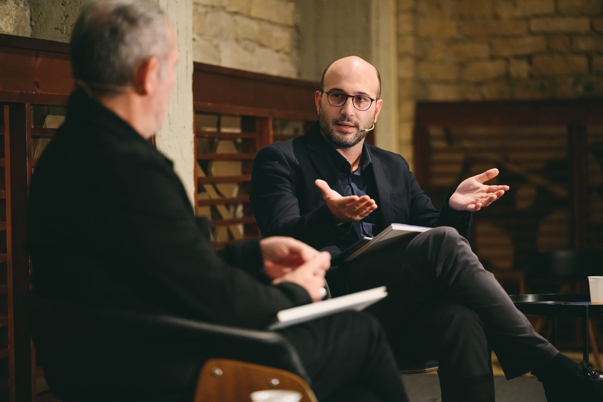 Ολοκληρώθηκε η 4η Διεθνής Έκθεση Βιβλίου Λεμεσού. Όταν κοιτάζω πίσω, νιώθω πολύ υπερήφανος για τους ανθρώπους που μαζεύονται, κάνουν παρέες και φτιάχνουν πράγματα. Έτσι και με αυτή την σπουδαία υπόθεση για το βιβλίο, τη Λεμεσό και την Κύπρο.

Κάθε φορά που βρισκόμαστε στους