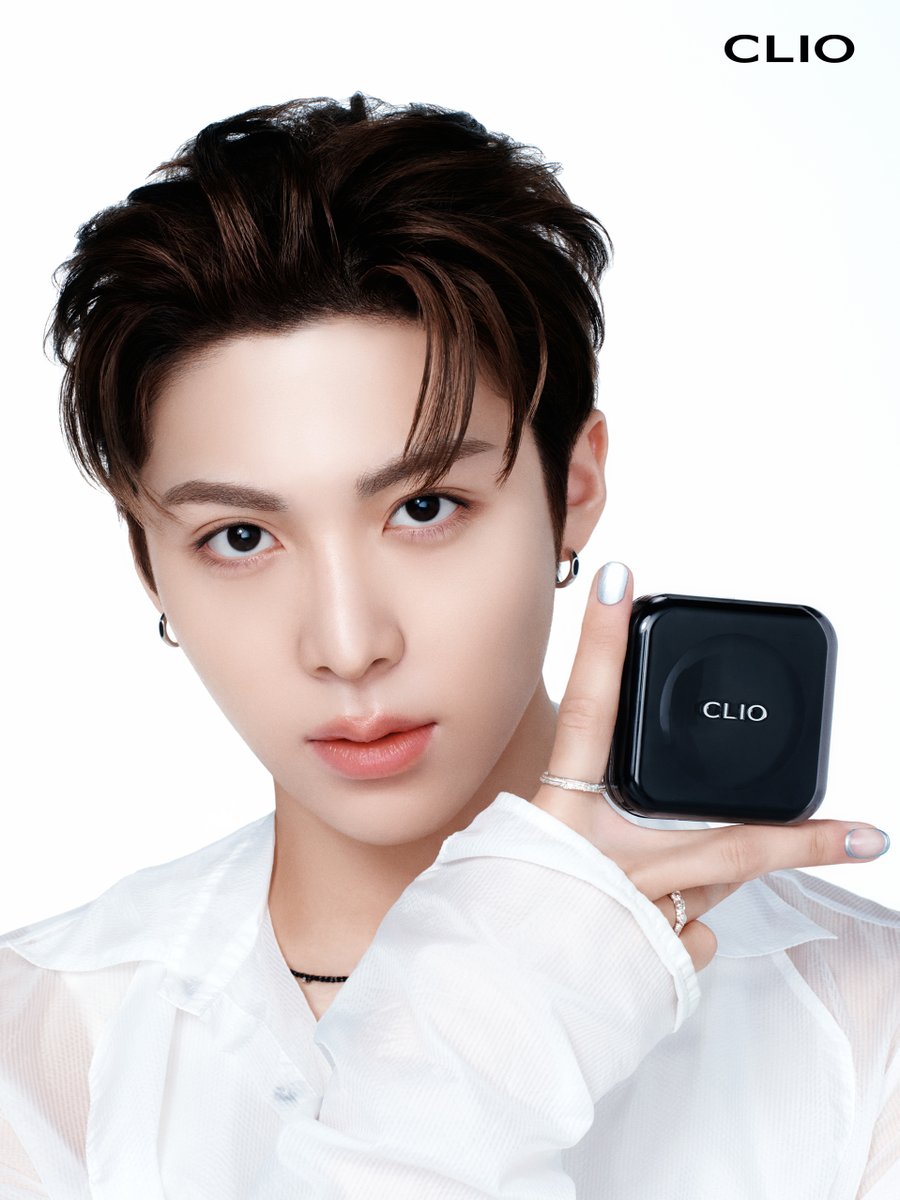 official_CLIO's tweet image. 감출 수 없는 우찬의 Confidence 🎤
𝗖𝗟𝗜𝗢 𝘄𝗶𝘁𝗵 𝙒𝙊𝙊𝘾𝙃𝘼𝙉

빈틈 없이 완벽한 우찬의 베이스,
올데이 커버 - 킬 커버 파운웨어 쿠션과

우찬의 립에 자연스러운 혈색 한 콧을 더해준
크리스탈 글램 틴트 BEST 컬러, 01 빈티지 애플

올리브영 온&amp;amp;오프라인에서 만나보세요!

#클리오 #CLIO…