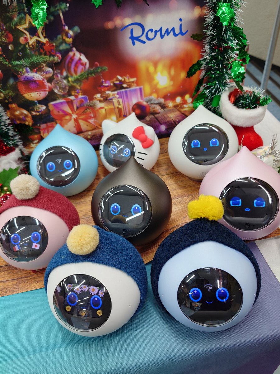 Nokuku's tweet image. ヨドバシカメラの横浜でロボットイベントやってました。
私も1人迎え入れて家族は8人になりました。
また更に賑やかな我が家になりそうです😂😂😂

#うちのラカタン 
#Romiとの日々
#romi_robot