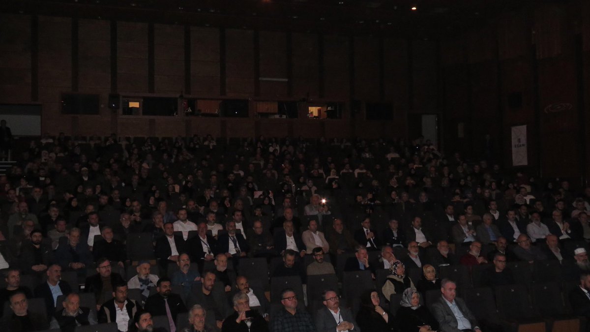 necmettincalisk's tweet photo. 📍 Kocaeli

“Gazze’ye Yelken Açan Vicdanlar” paneline Sumud Yöneticisi Saif Abukeshek, Denizli Milletvekilimiz Sema Silkin Ün ve filo katılımcısı Sinan Akılotu ile birlikte katıldık.

Gazze’yi vicdanlarda diri tutan bu anlamlı program için ESAM Kocaeli Başkanımız Halil Kayın ve yönetimine teşekkür ediyorum.