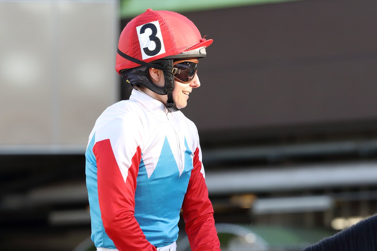 ☆ミカエル・ミシェル騎手
📷川崎遠征アザーカット②

来年、
JRA騎手課程1次試験→
年が明けて2次試験→
2月に合格発表→
3月にJRA騎手デビュー🎊

となられることを祈ります👍
出来れば栗東所属でお願いします😅