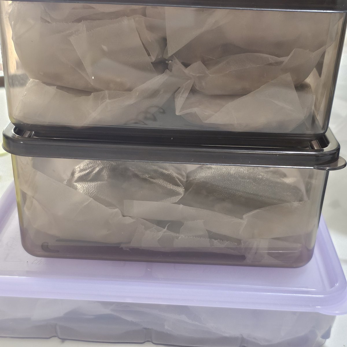 2ddu2's tweet image. 전업주부 오늘 한 일
1.42개월 어린이 등원준비
(아침식사,씻기기,옷입히기,가방챙기기)
2.등원(도보10분)
3.장보기
4.빨래돌리기&amp;amp;빨래개기
5.요리3가지(무생채,떡갈비,양배추절임)
6.설거지
7.넷플릭스시청
이모든것을 14개월 아기와함께하기
ㅋㅋㅋㅋㅋ