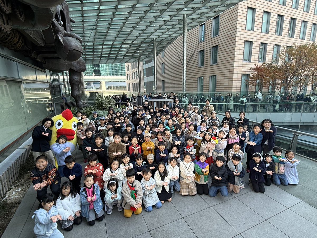 ぴことこ（感謝） 11月24日(月)勤労感謝の日の振替休日☀️ けさは小学生のみんなと 天気