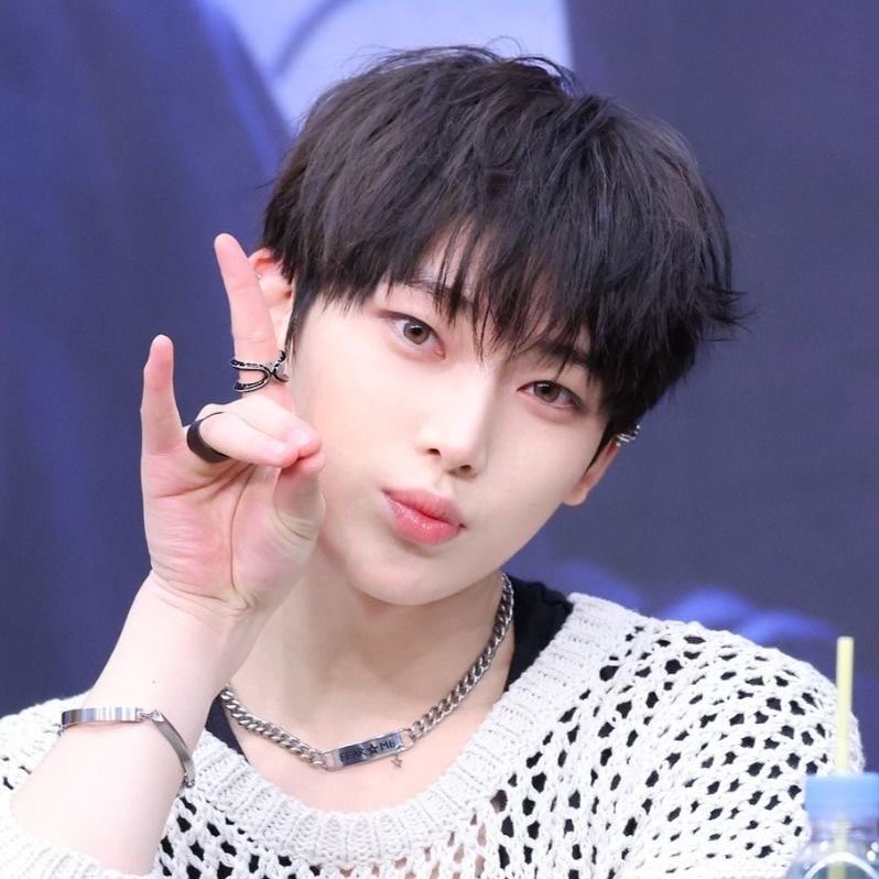 떤깅 tweet media