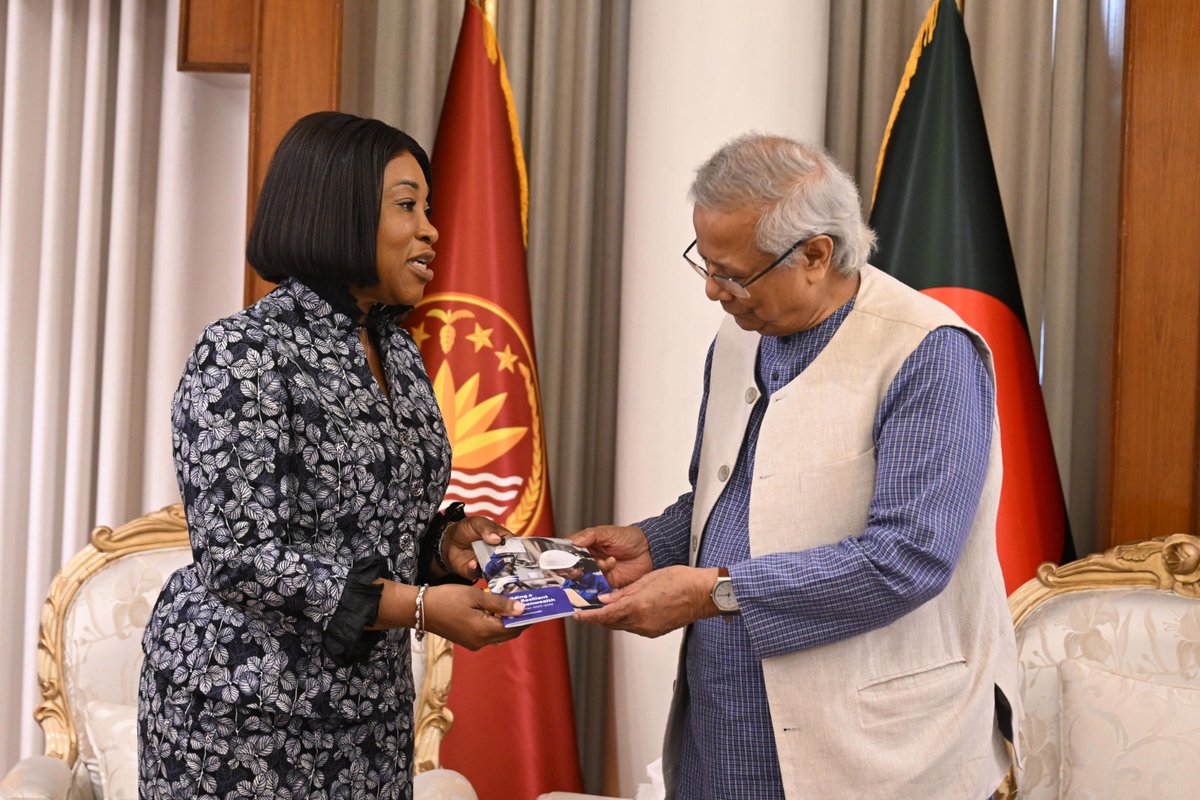 🇧🇩I am grateful to <a href="/ChiefAdviserGoB/">Chief Adviser of the Government of Bangladesh</a> Hon Muhammad Yunus and the people of Bangladesh for their hospitality.

We discussed Bangladesh’s national journey and our renewed partnership to support the Bangladeshi people’s aspirations for an inclusive, just and prosperous future for all.