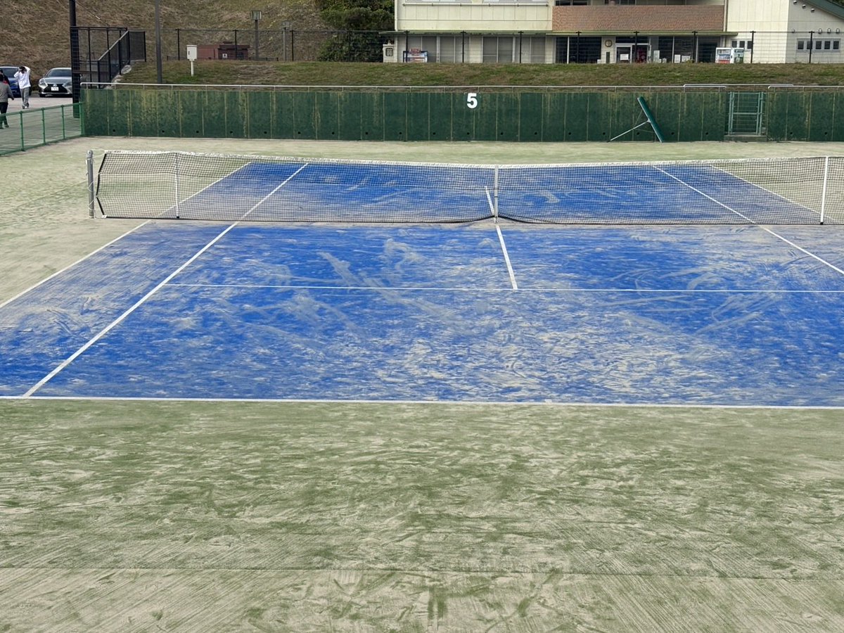 SplitUp2018's tweet photo. B級シングルス
予選リーグ
7-6(3) Won
7-5 Won
決勝トーナメント
1R
4-6 Lost 
Best16
いい経験となりました🎾 https://t.co/n4XZJ9rxkm