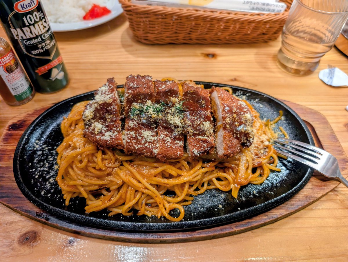 今日出かけた先でHYDEさんゲットしてきました✨ #HYDE