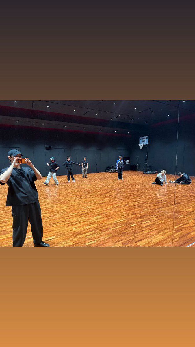 7guysfromkorea's tweet image. Thank you so much Namu 🥹🥹💜
My heart is not aching anymore. 
Thank you. Love you all guys 🥰
#BTSRM #BTSis7 #BTSSUGA #BTSJIN #BTSV #BTSJUNGKOOK #BTSJIMIN #BTSJHOPE