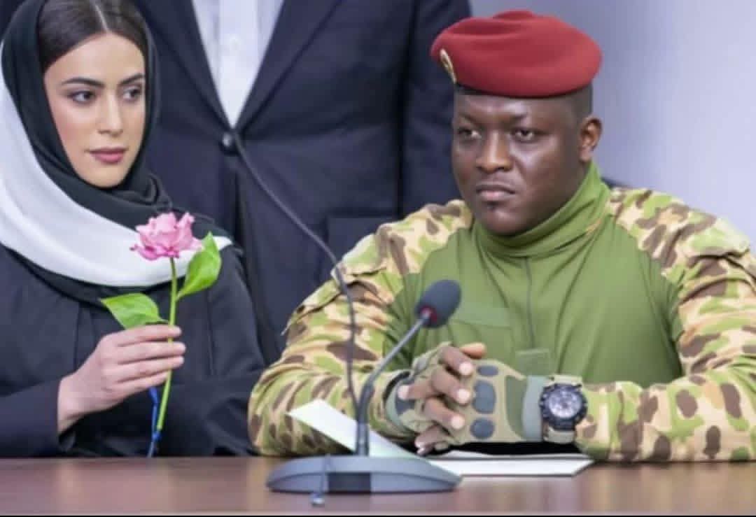 The president of Burkina-Faso has reportedly turned down the marriage proposal from the sister of the prince of Dubai who confessed that he fell in love with him after watching his speeches online

According to the sources, the princess said that she could marry Traore who's also