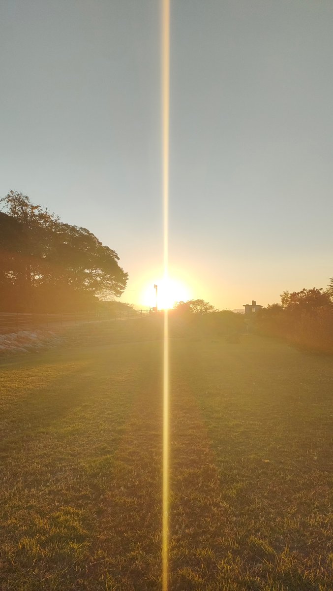 「新画狂人北斎」大分県中津公演
無事に終演致しました🍀
ありがとうございました！

また、大分市佐賀関の火事で被災され方々への義援金のご協力もありがとうございました。たくさんの方が想いを寄せて下さって、胸いっぱいになりました。
感謝いたします。
少しでも‥復興のお力になれますように。