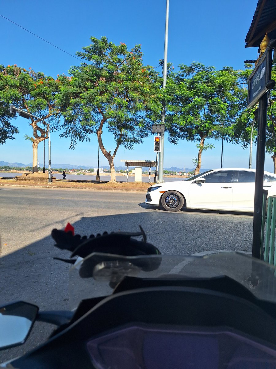 สาวนครพนมมีมั้ยยย #นครพนม  #นครพนมในเมือง