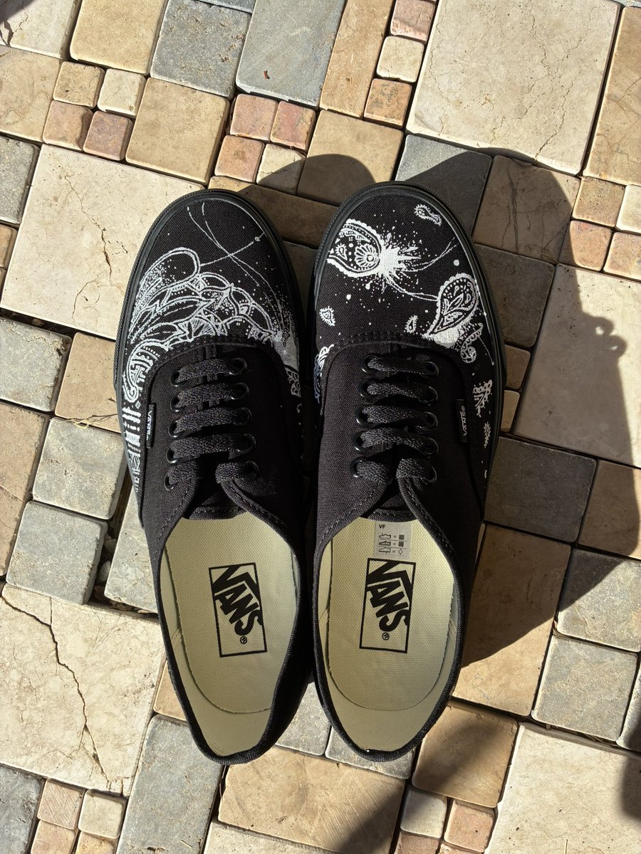 オーダーありがとうございます🙏💦
#カスタムスニーカー #vans