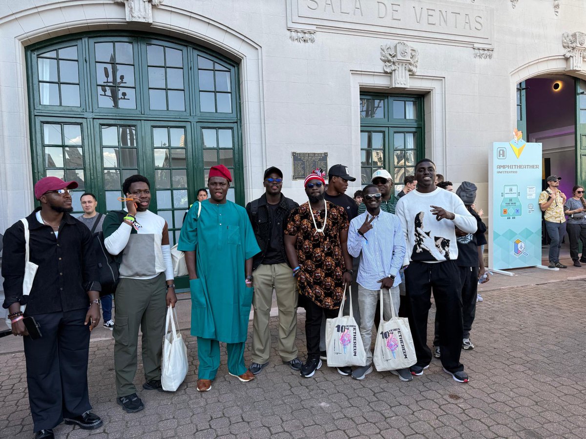 Web3Bridge's tweet image. Gm from Buenos Aires 🇦🇷 
Oh wait 👀 Oops 🙊 
it’s GM from Ikorodu Garage 💪🇳🇬