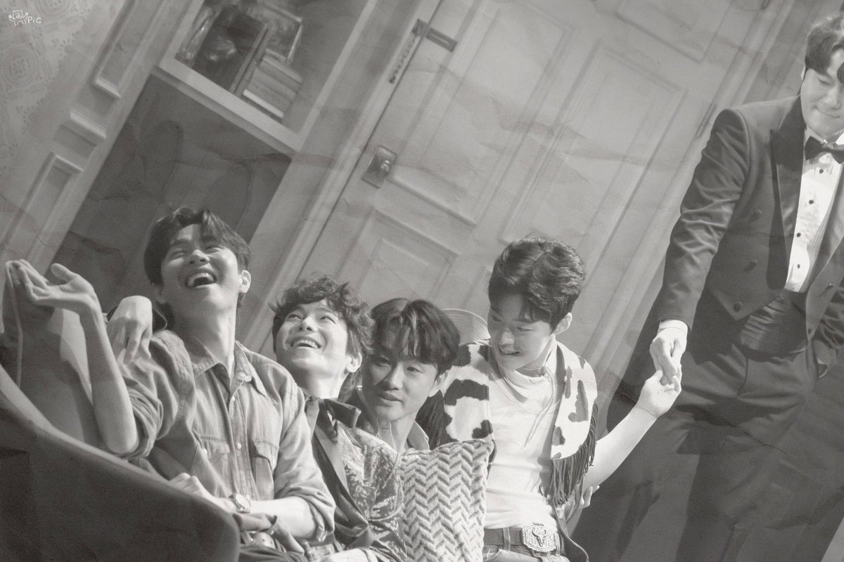 251123 보이즈 인 더 밴드 밤 
도날드 (#곽다인 배우)
해롤드 (#박은석 배우)
마이클 (#오정택 배우)
카우보이 (#박만준 배우) 
앨런 (#정상윤 배우)

내 사랑하는 친구들과 함께 하는 흔한 생일 파티 광경🎂