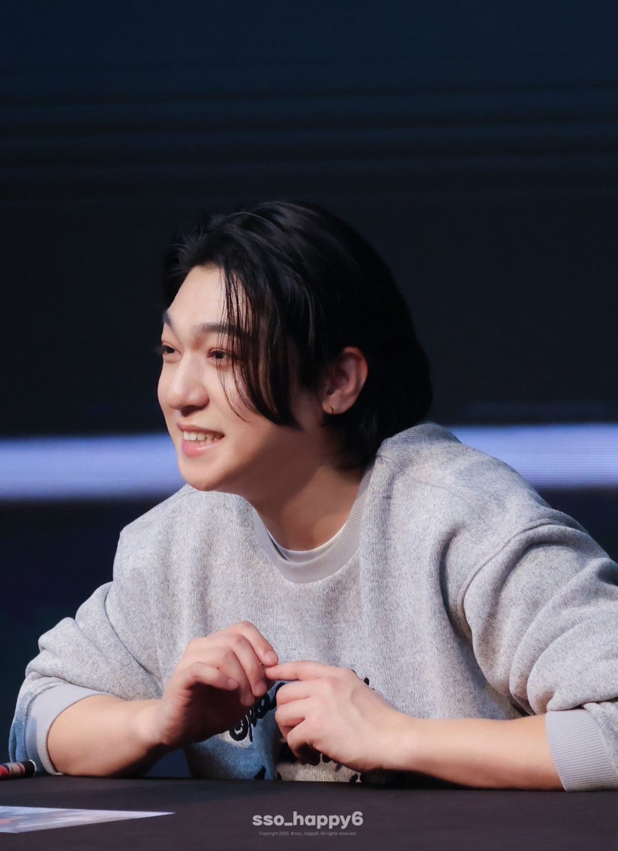 251122 엄브로 #성진 #SUNGJIN

⊹ I love you ･ﾟ｡