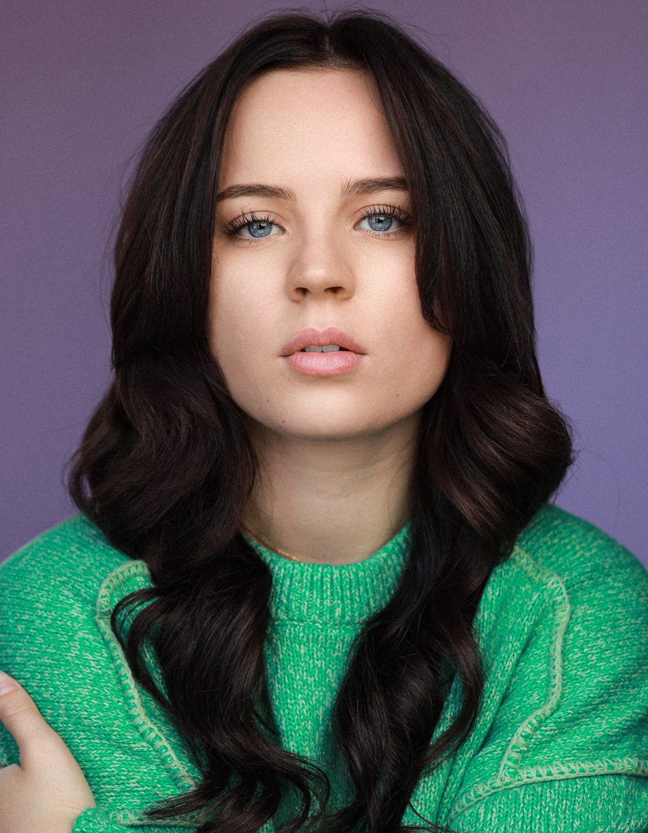 NeveLofthouse's tweet photo. After a crappy couple of weeks with my phone stolen  here's to things finally looking up and posting my graduating headshots by the lovely @mattnaltonphoto 
once i am back on spotlight i cannot wait to see where these photos take me!! https://t.co/48MUx7xXK4
