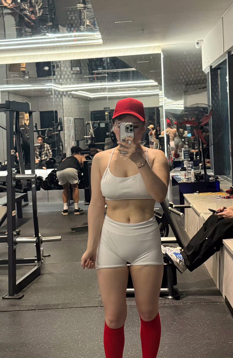 BBopkkn's tweet image. 小红帽 #南宁 #健身