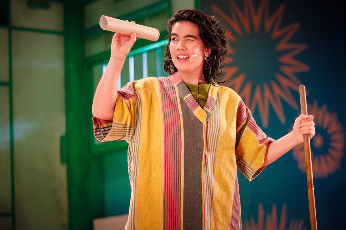 thespyinthestalls tweet media