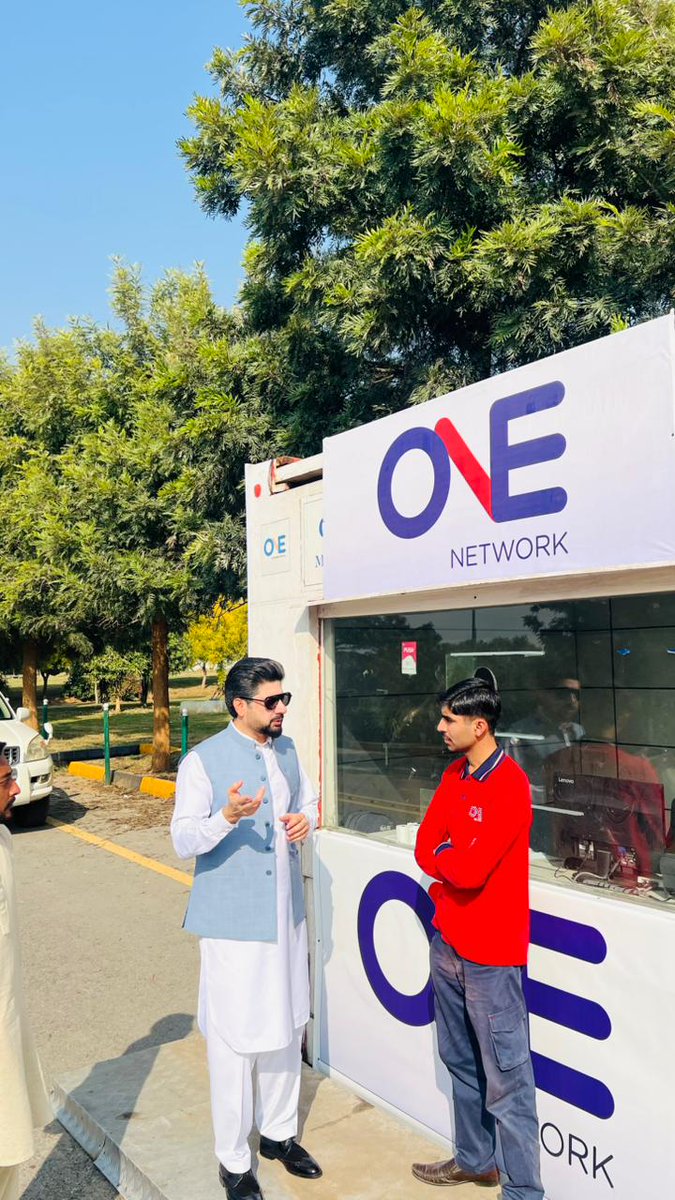 شہریوں اور صحافی حضرات کی سہولت کے لیے پریڈ گراؤنڈ اور نیشنل پریس کلب میں ایم ٹیگ کاؤنٹرز قائم کر دیئے گئے، کسی بھی رش سے بچنے کے لیے شہری ان پوائنٹس کا وزٹ کر سکتے ہیں، شہریوں کی سہولت کے لیے ایم ٹیگ پوائنٹس کی تعداد میں اضافہ جاری ہے