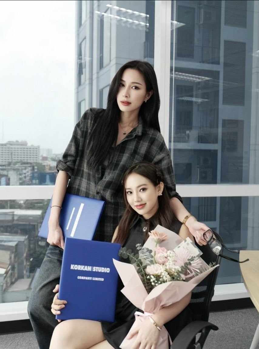 Thaiglplsmass's tweet image. 💔 ก่อการสตูดิโอ ประกาศ ยุติบทบาทการเป็นผู้ดำเนินการผลิตโปรเจกต์ซีรีส์ Once Again อีกครั้งในหัวใจ และการสิ้นสุดสัญญานักแสดง

#onceagainอีกครั้งในหัวใจ  #ก่อการสตูดิโอ #Mulanss #LuxSulax