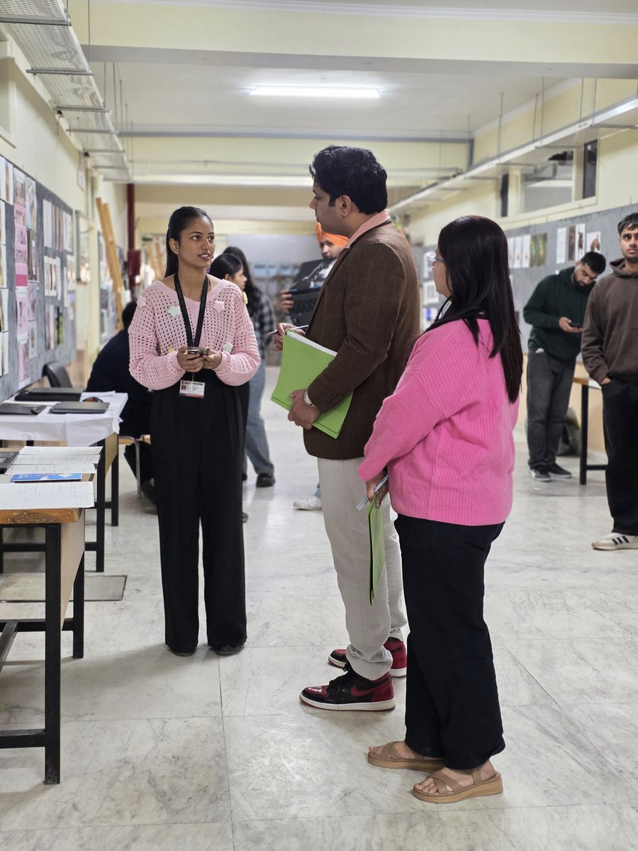 mht_shr's tweet photo. Grateful for the opportunity to be an external juror at @Chandigarh_uni End Term Jury for Graphic Design.

Proud to contribute, and even more inspired to keep raising the bar in my own creative journey. Here’s to empowering the next wave of designers. 🌟 https://t.co/Azh8MK6REL