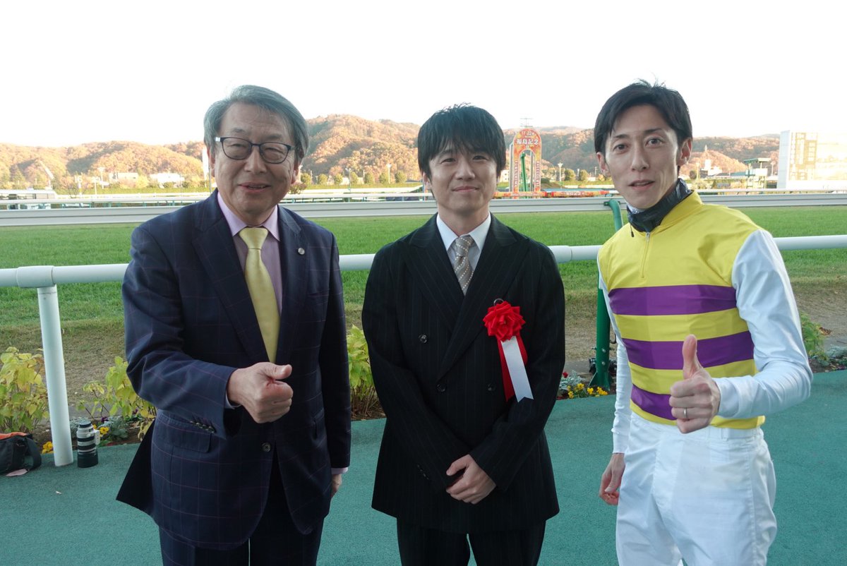 seiun0005's tweet image. う〜ん🧐
これは真面目に考えて、テレビの影響関係なしに、わしはやるな。
ニシノフラワーのクロス、ニシノデイジー、ニシノティアモがいて、
遠くになんとセイウンスカイがいる。
見えないところにネロもいる。（見えない人には絶対に見えないけど、見える人には見える。）
まさにニシノファミリー。…