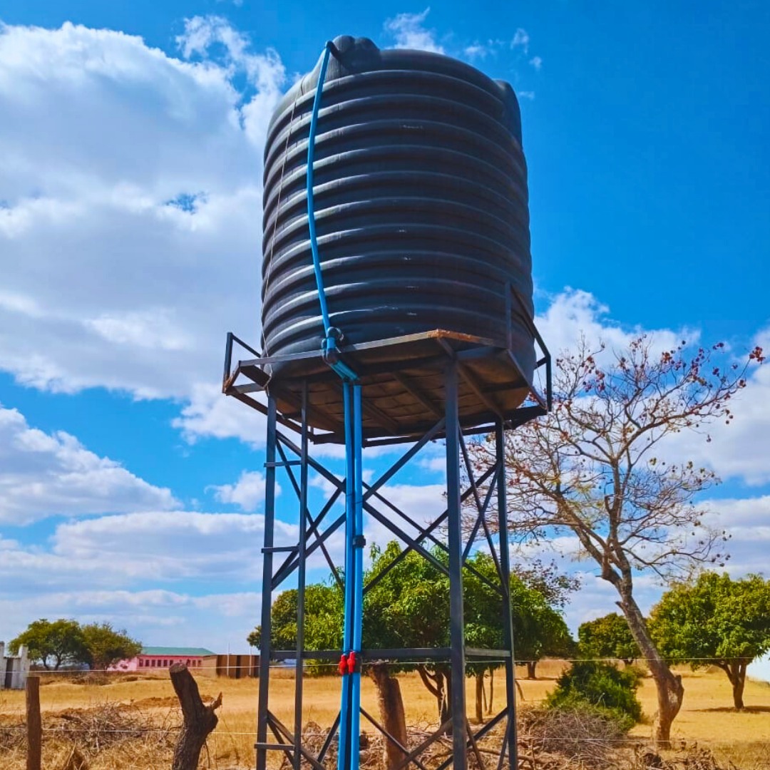 gsitrust's tweet photo. We have supported the drilling of a solar-powered borehole at Mushangwe Primary School which is powering nutrition gardens at the school, providing fresh vegetables for learners, enhancing clean water access, improved sanitation, and sustainable gardening for school meals. https://t.co/RpON64FYBX
