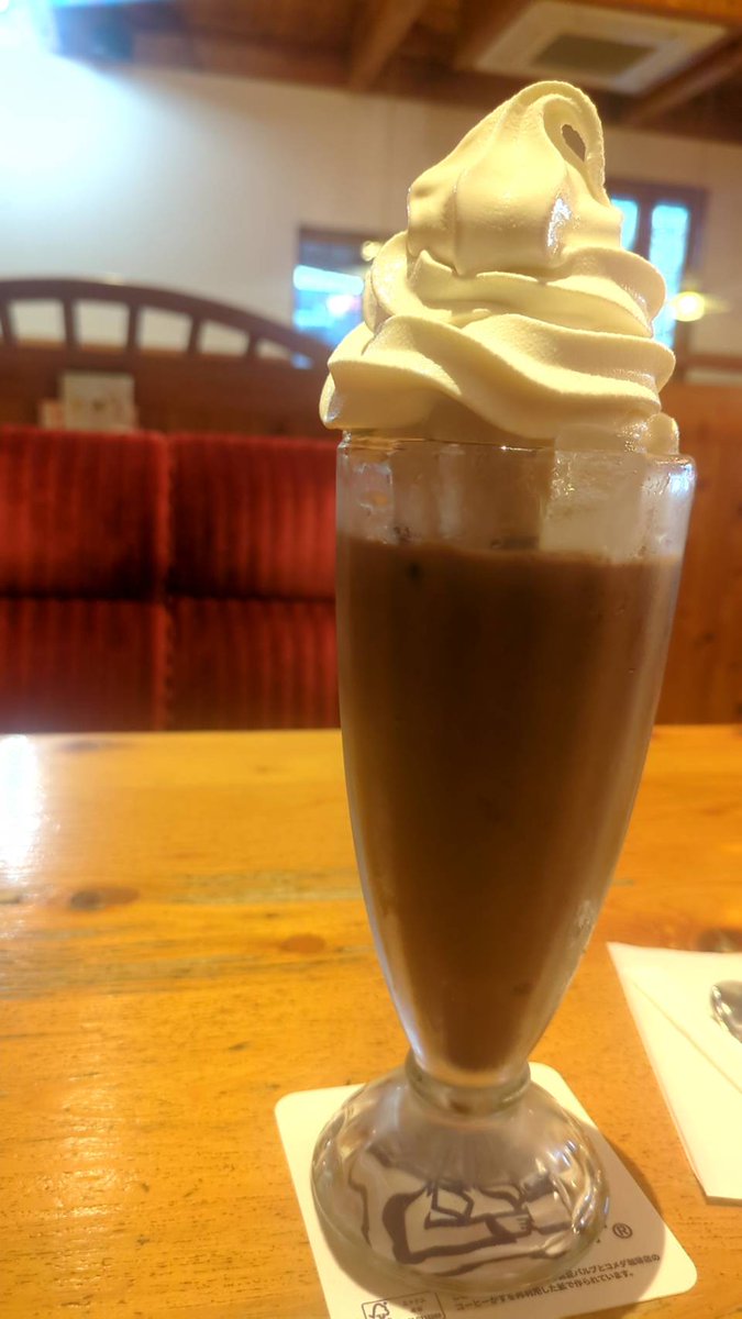 ようやく謎の体調不良から回復し、
家の外に出た三連休最終日。
先週日曜日から体調を崩し、会社も数日お休みしてしまった。

健康の大切さを改めて実感です。

体調が悪いと、大好きな珈琲も胃が受け付けない。
ということで、コメダでアイスココア。
サイズ感!
#連休最終日　#中小企業診断士