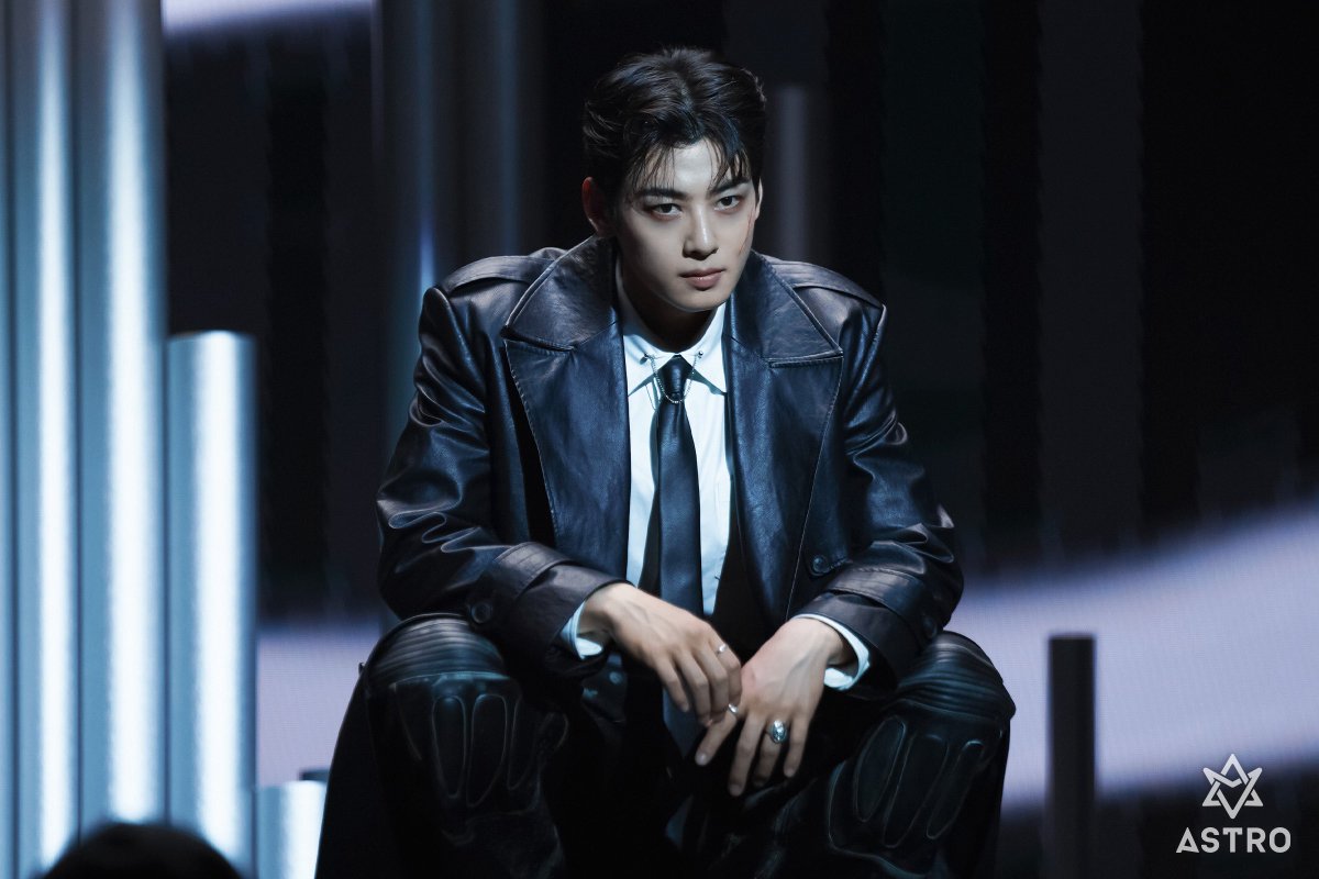 CHA EUNWOO 차은우 INTERNATIONAL tweet media