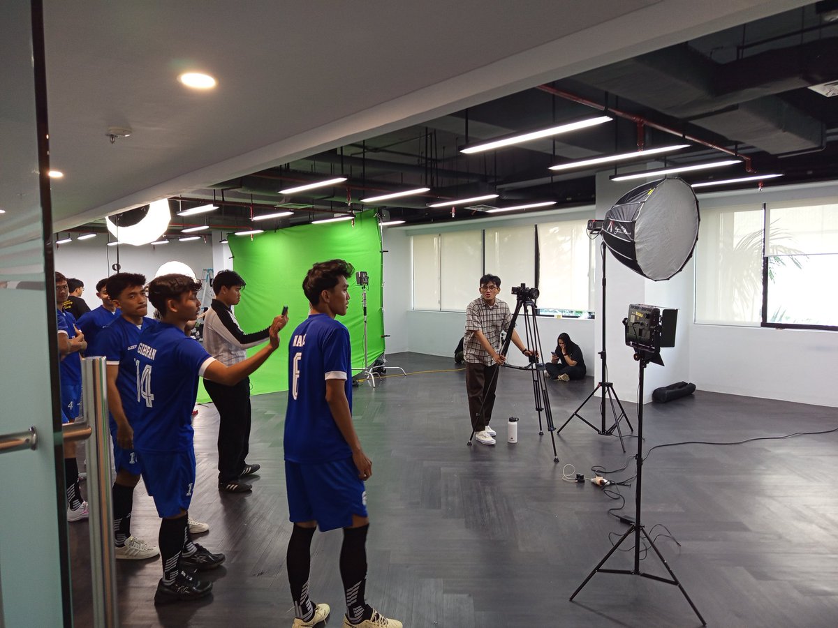 Campus League tweet media