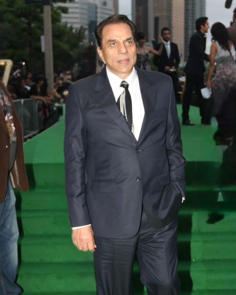 IIFA's tweet photo. The heart of Indian cinema has lost one of its brightest lights.
Dharmendra ji wasn’t just an actor, he was an emotion, a timeless presence who brought charm, warmth, and strength to every frame. From his effortless humor to his unshakable grace, he taught generations what it truly means to live and love with passion.
His legacy will forever echo through the stories he told and the hearts he touched.
Rest in peace, the He-Man of Bollywood, your magic will live on, always.

#IIFA #Bollywood #Dharmendra