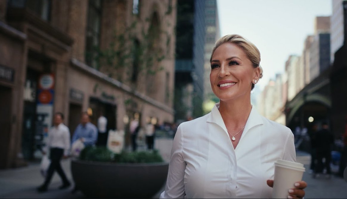 MarianaDr52953's tweet image. Stepping into the day with confidence, purpose, and coffee in hand. Success isn’t just a goal — it’s a lifestyle.❤️✨

#PowerLook #CityVibes #BossMode #ConfidentWoman #StreetStyle #WorkGoals #MondayMotivation #WomenInBusiness #ClassyAndSmart #SuccessMindset